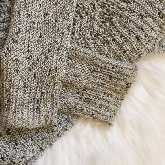 🔥JESSICA SIMPSON knit - Picture 3 of 3